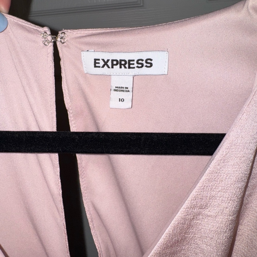 Pink Express Dress - Picture 4 of 4
